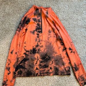 LULULEMON 1/4 ZIP - ORANGE AND BLACK MARBLE TYE DYE LE